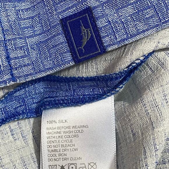 Tommy Bahama Button-Up Shirt – Textured Blue – Short Sleeve – Size XL 100% Silk - Picture 7 of 7